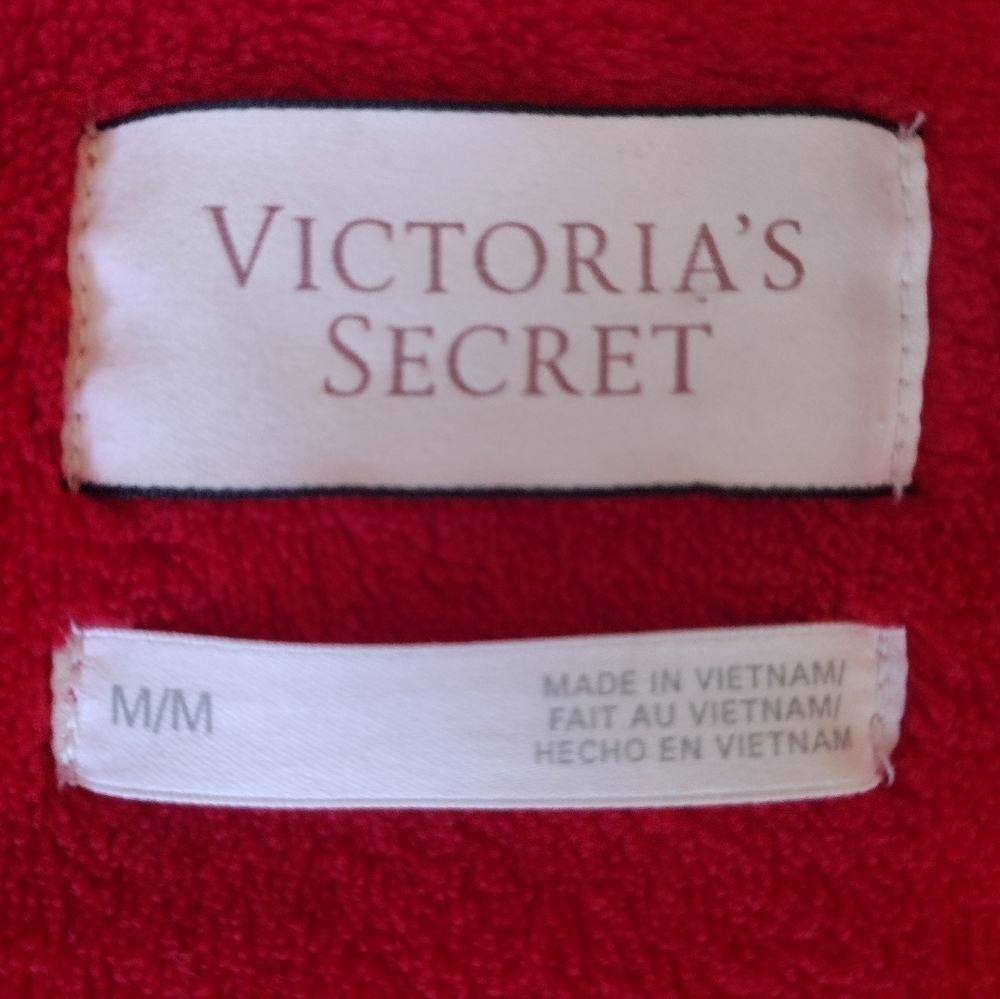 Victoria's Secret Plush Fuzzy Red Women's Robe - Picture 9 of 9